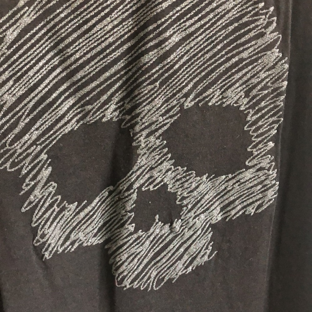 Sleeveless T-shirt - Picture 3 of 4